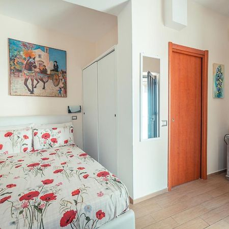 タオルミーナ B＆B フロリディア Bed & Breakfast エクステリア 写真